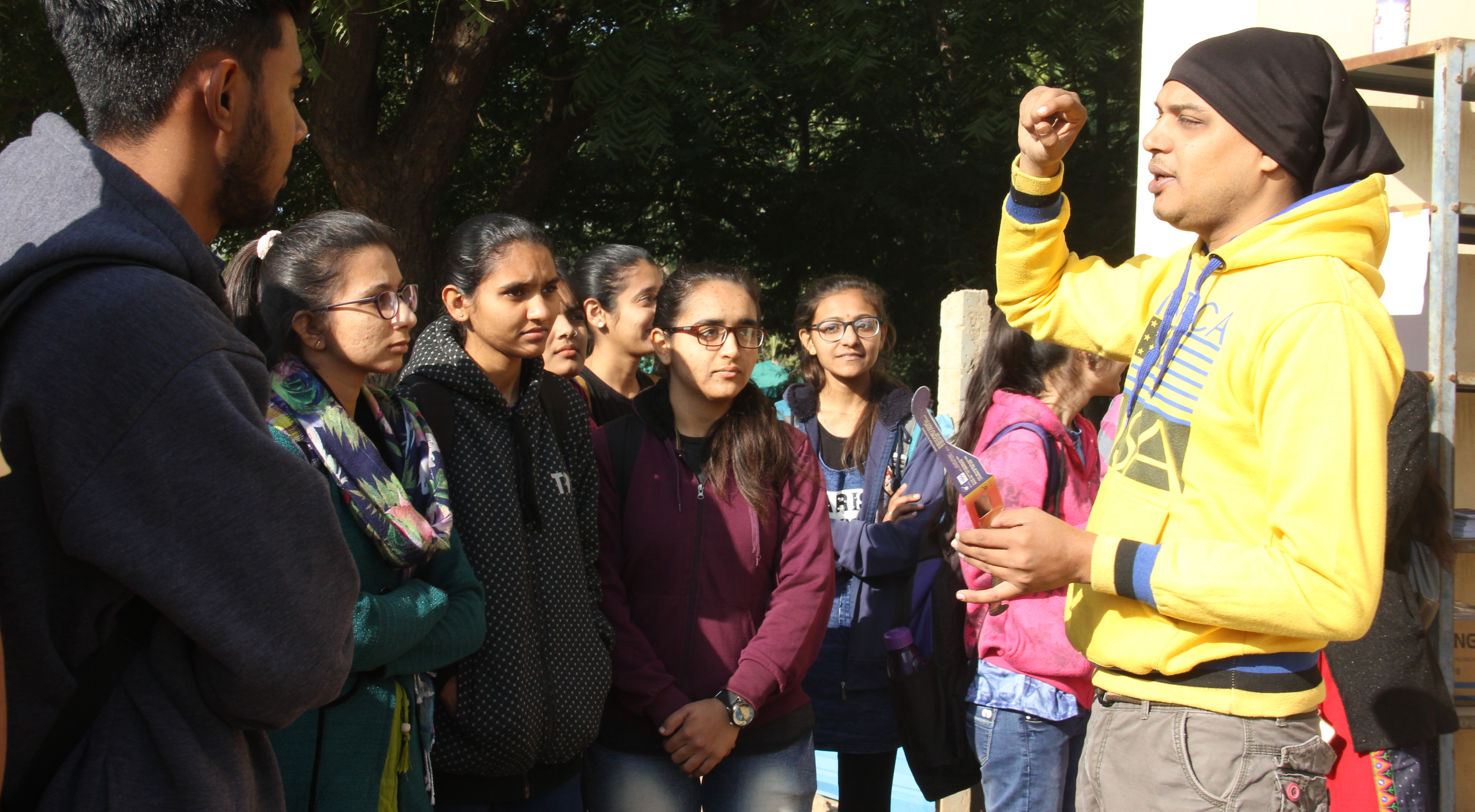 A public astronomy workshop with telescopes